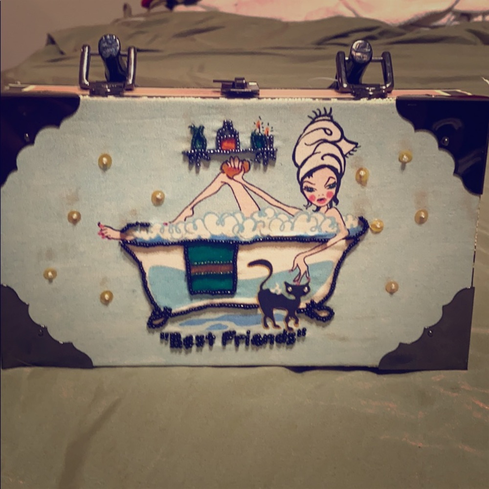 Storage box with double sided designs